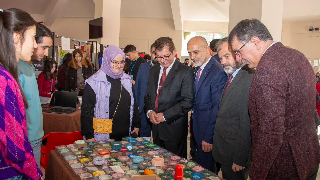 Selçuk Üniversitesinde Filistin halkına destek kermesi